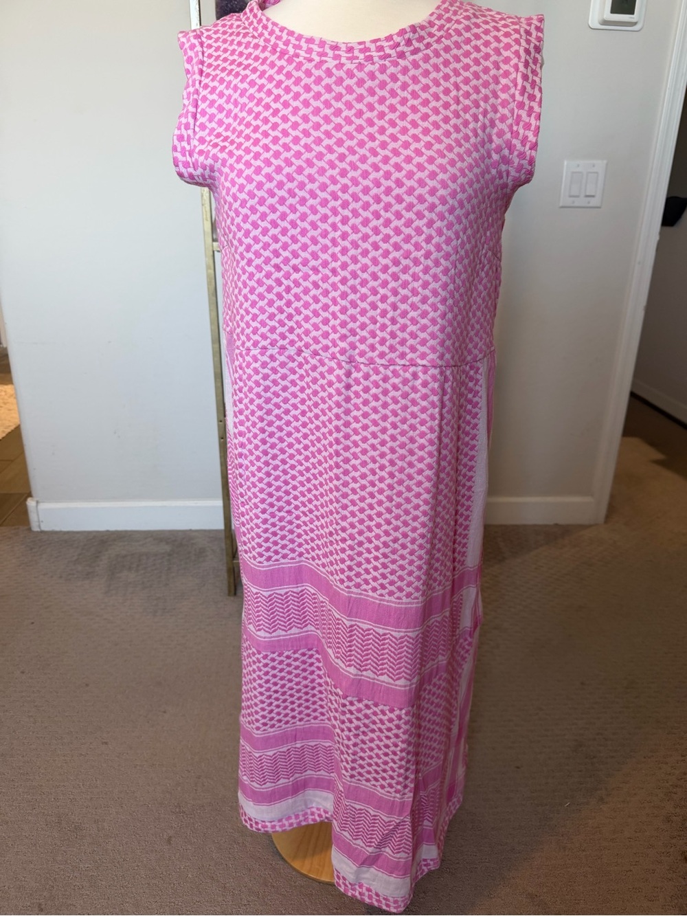 Summery Copenhagen Pink Patterned Sleeveless Dress